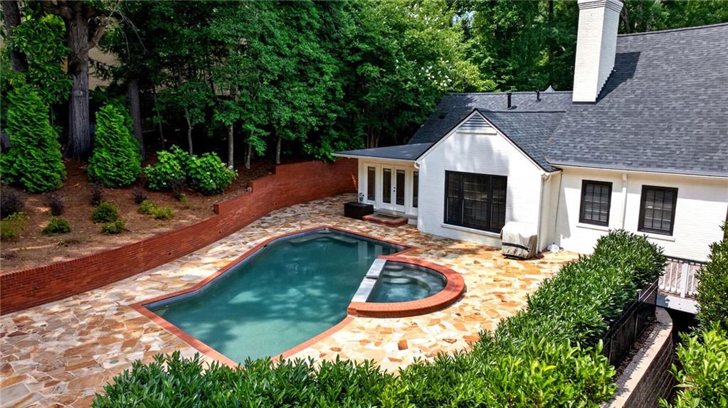 62 Blackland Road NW