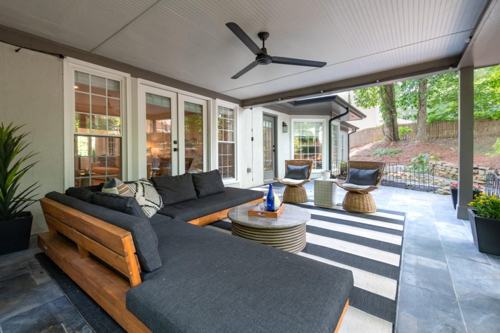 5662 Creekside Drive
