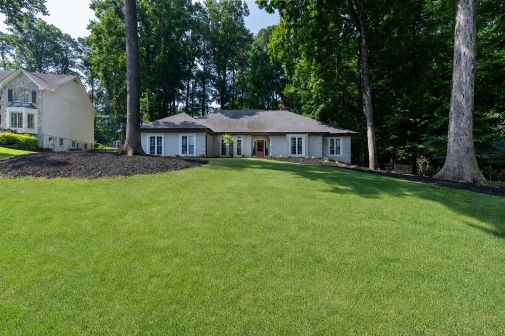 5662 Creekside Drive