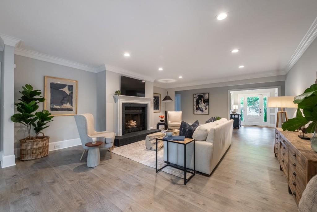5662 Creekside Drive