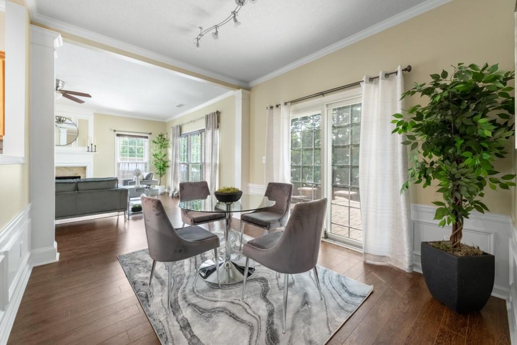 230 Leasingworth Way