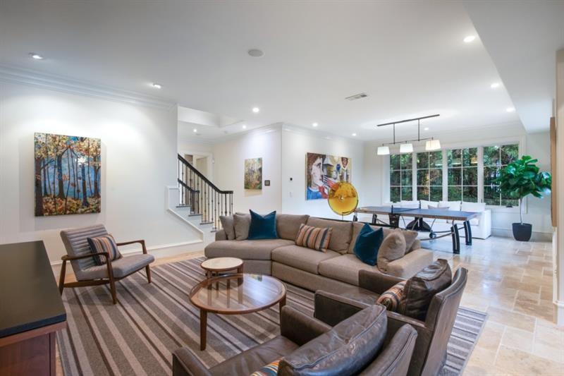 4010 Powers Ferry NW