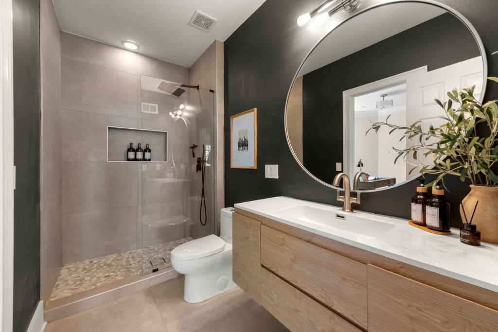 3541 Roswell Road NE Unit 9