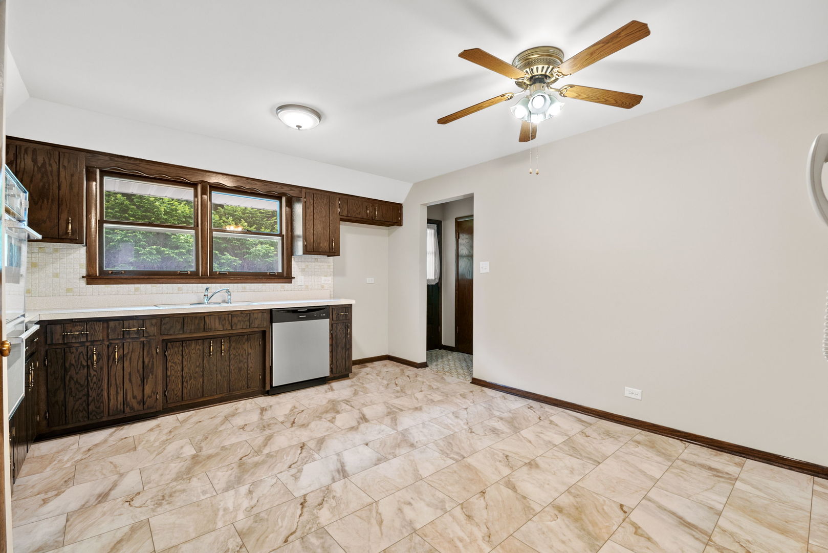 214 N Jackson Road