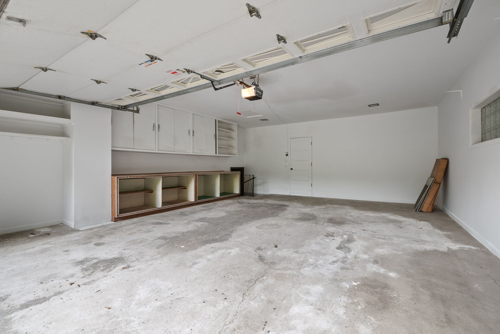 214 N Jackson Road