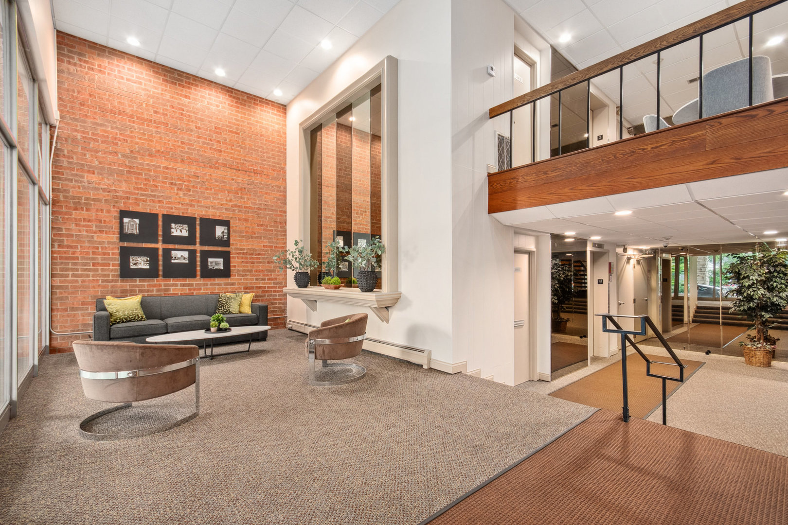 4225 Saratoga Avenue Unit: 301B