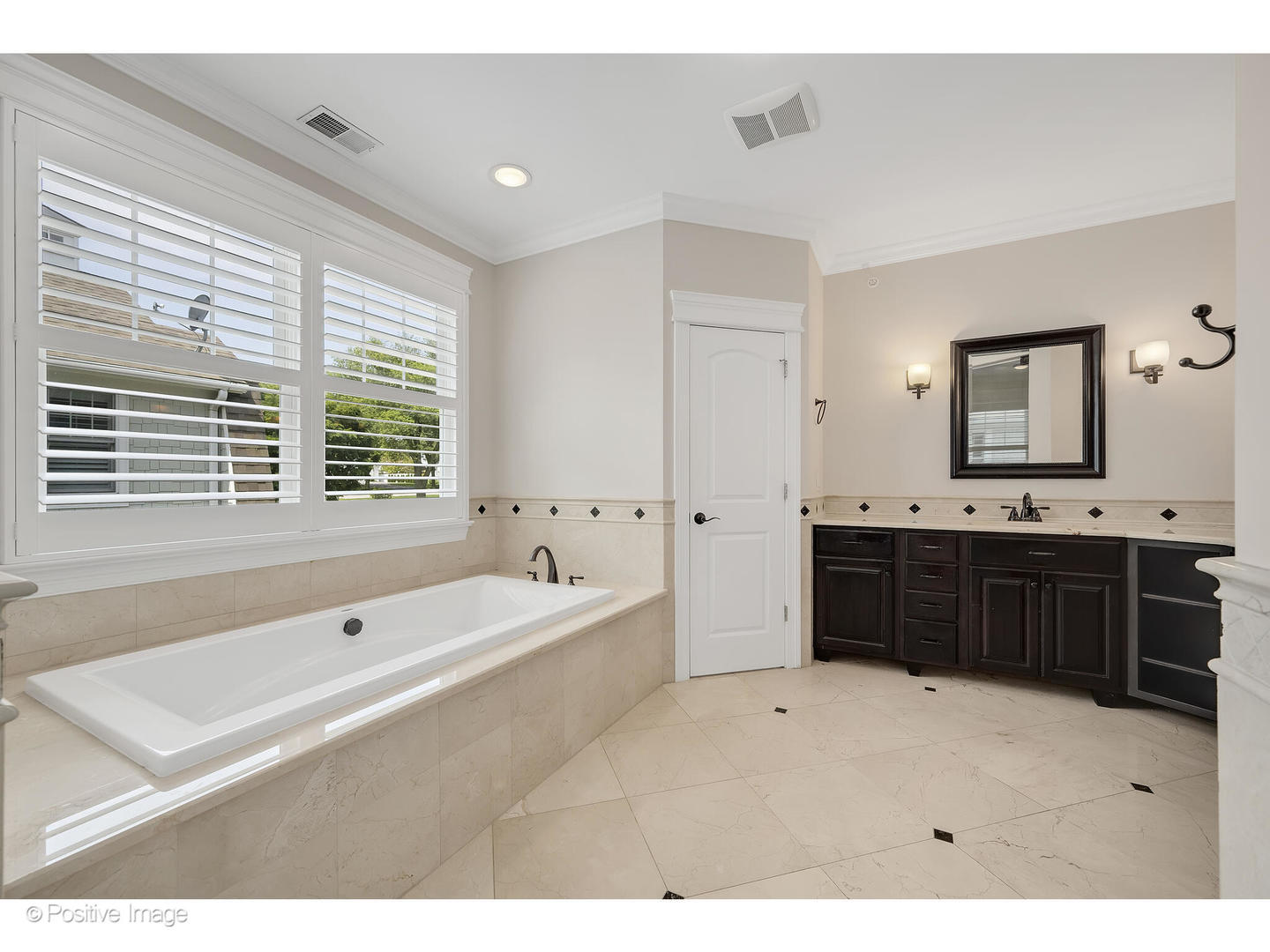 7 Chestnut Avenue