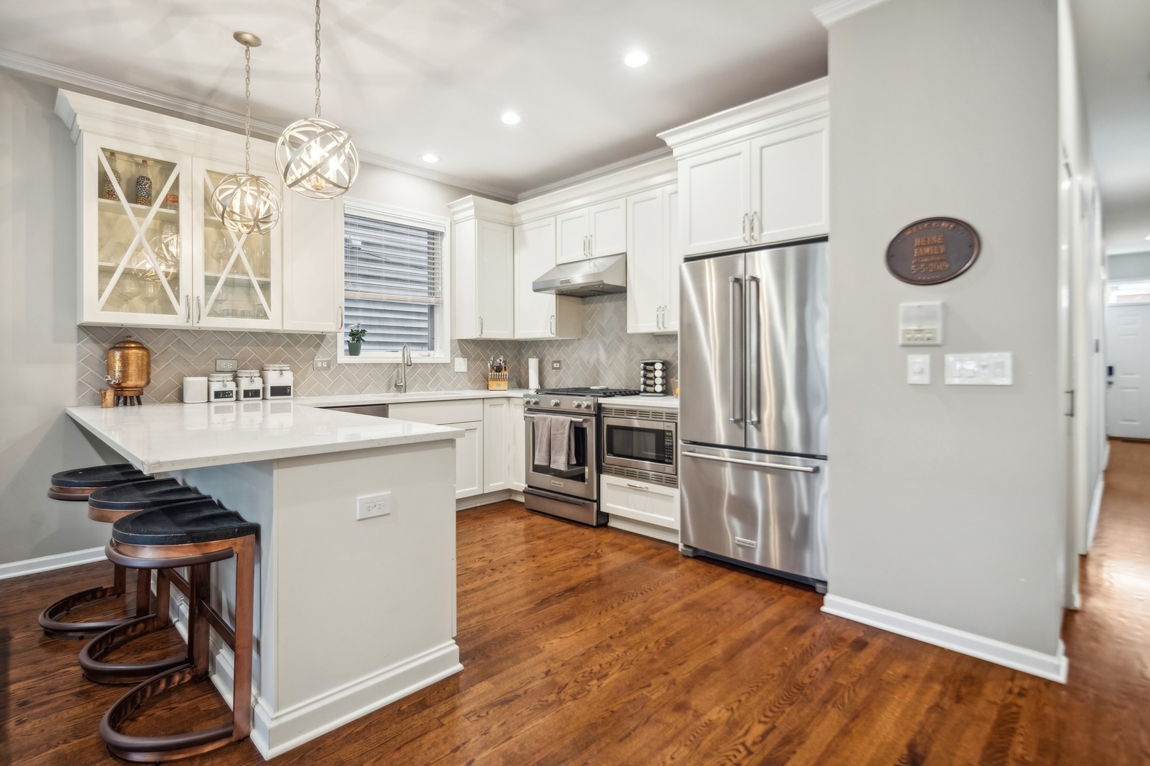 1645 N WINCHESTER Avenue Unit: 1