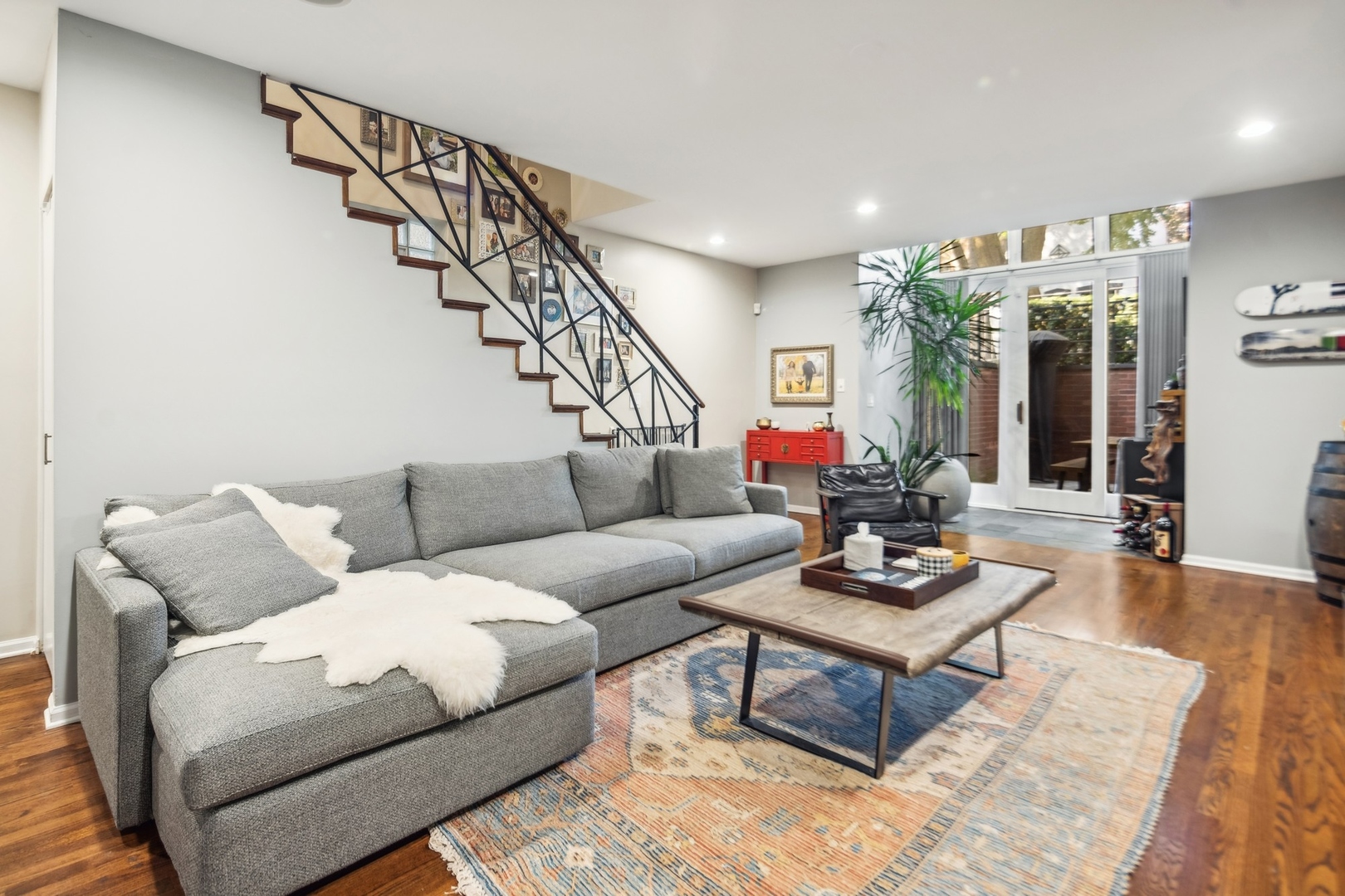 1645 N WINCHESTER Avenue Unit: 1