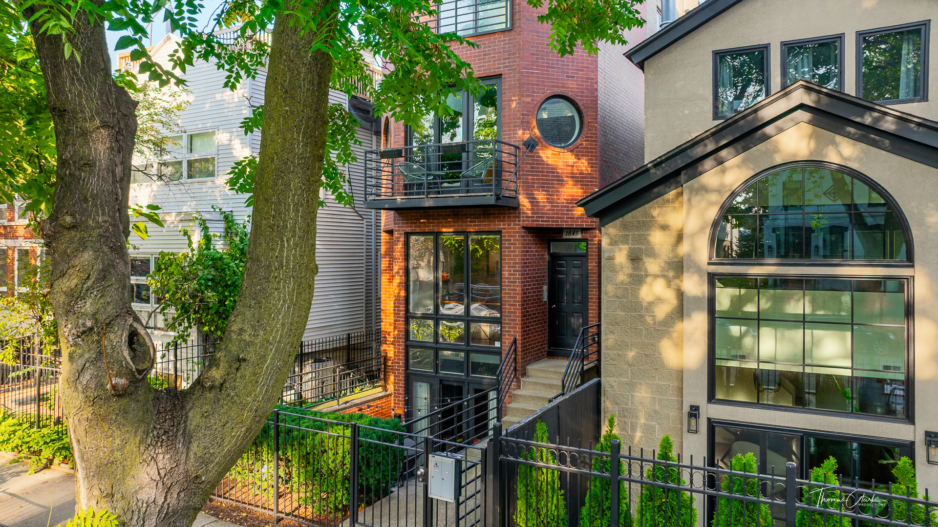 1645 N WINCHESTER Avenue Unit: 1