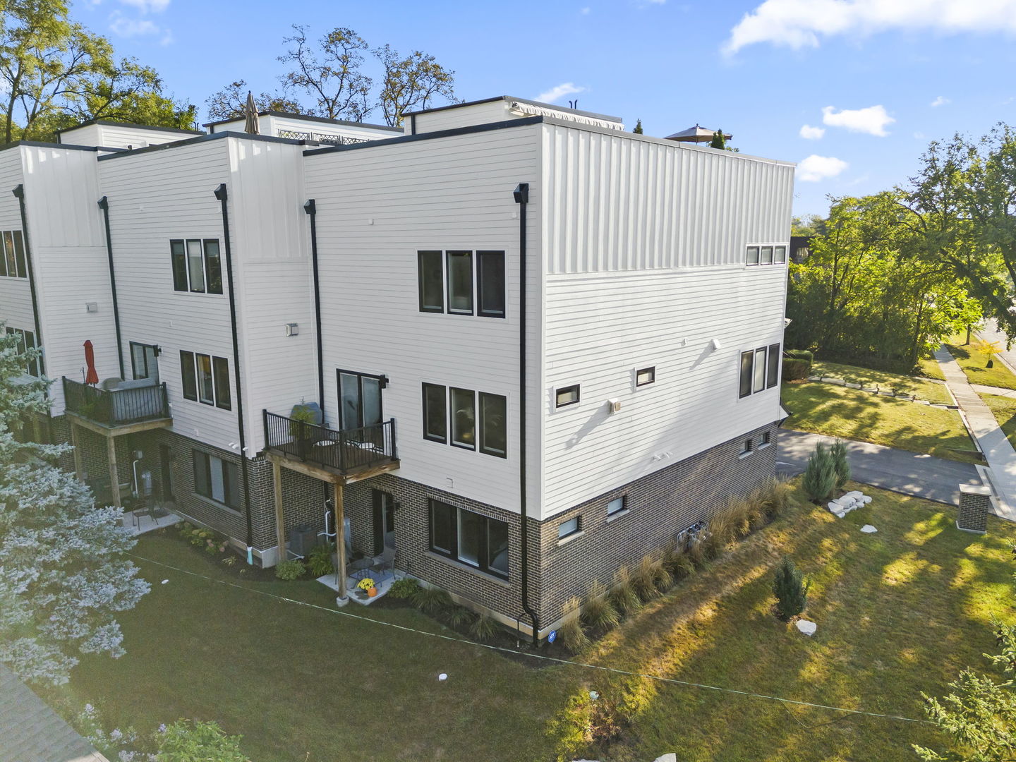 528 Rogers Street