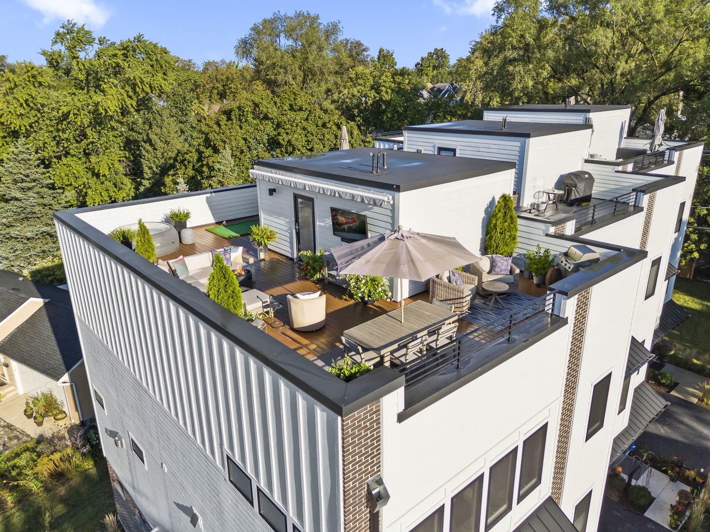 528 Rogers Street