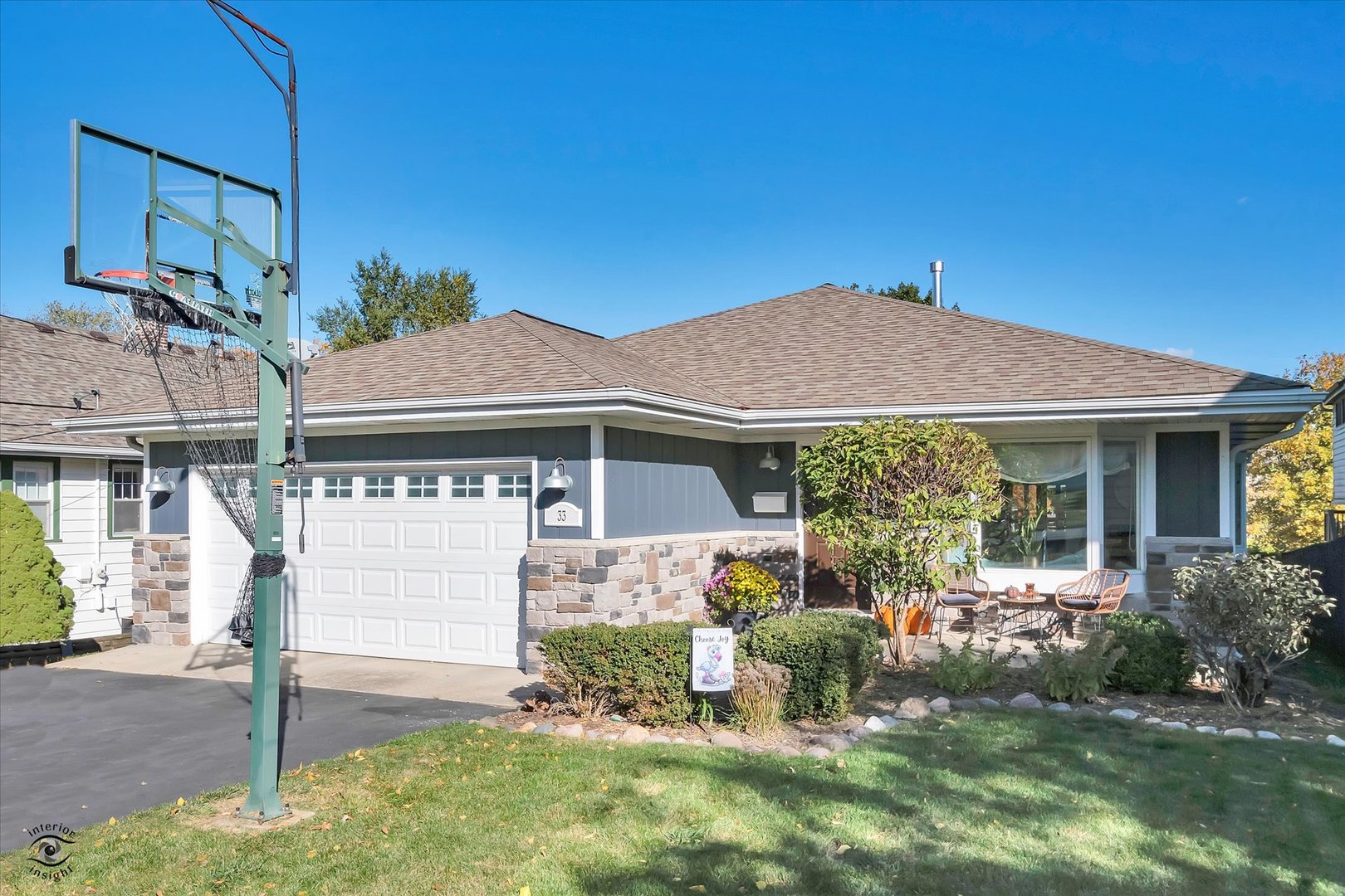33 S Wilmette Avenue