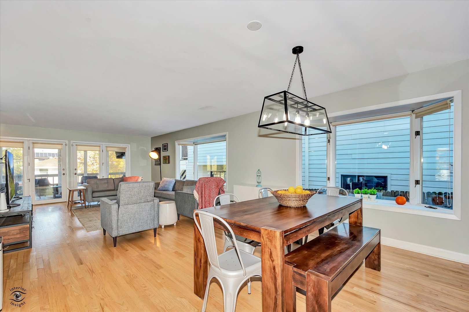 33 S Wilmette Avenue