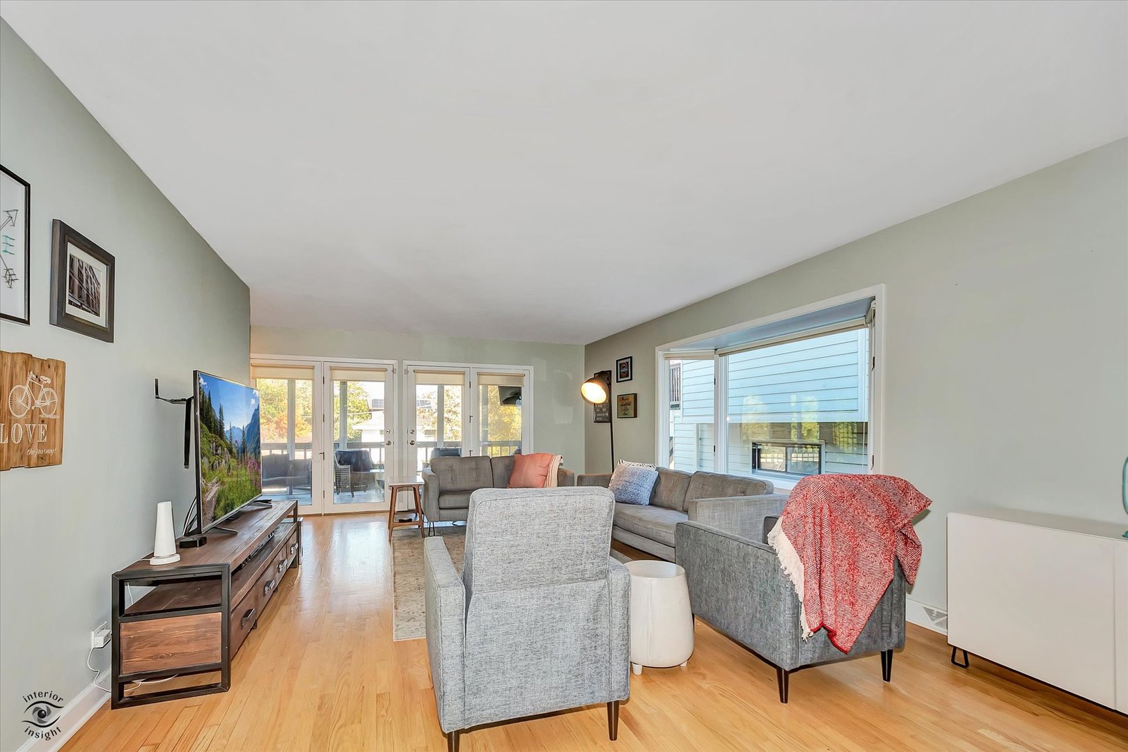 33 S Wilmette Avenue
