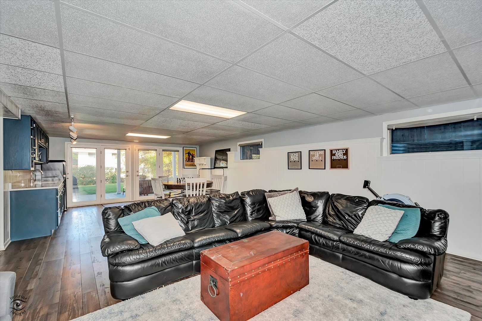 33 S Wilmette Avenue