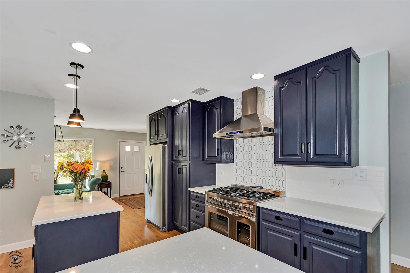 33 S Wilmette Avenue
