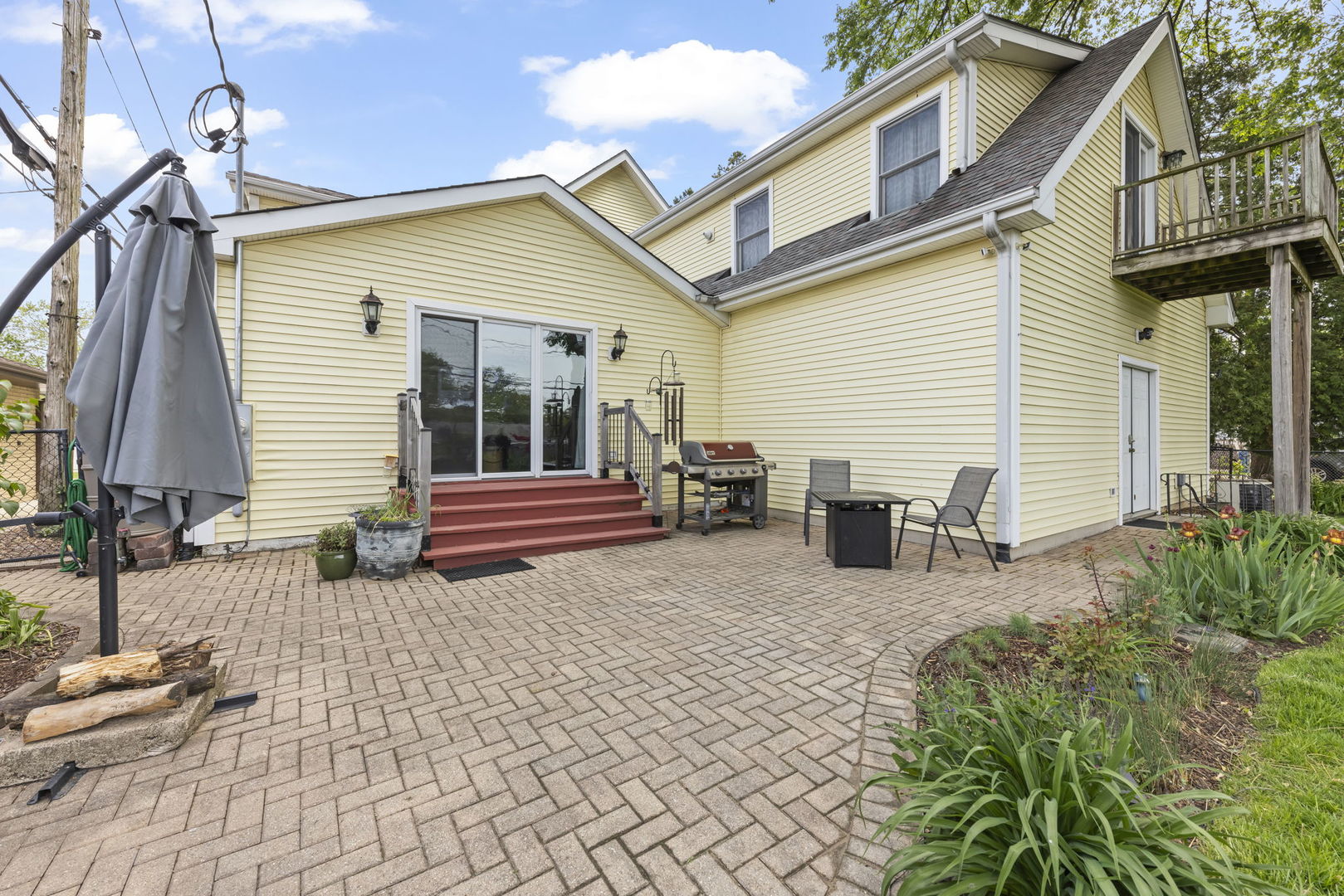339 8th Street