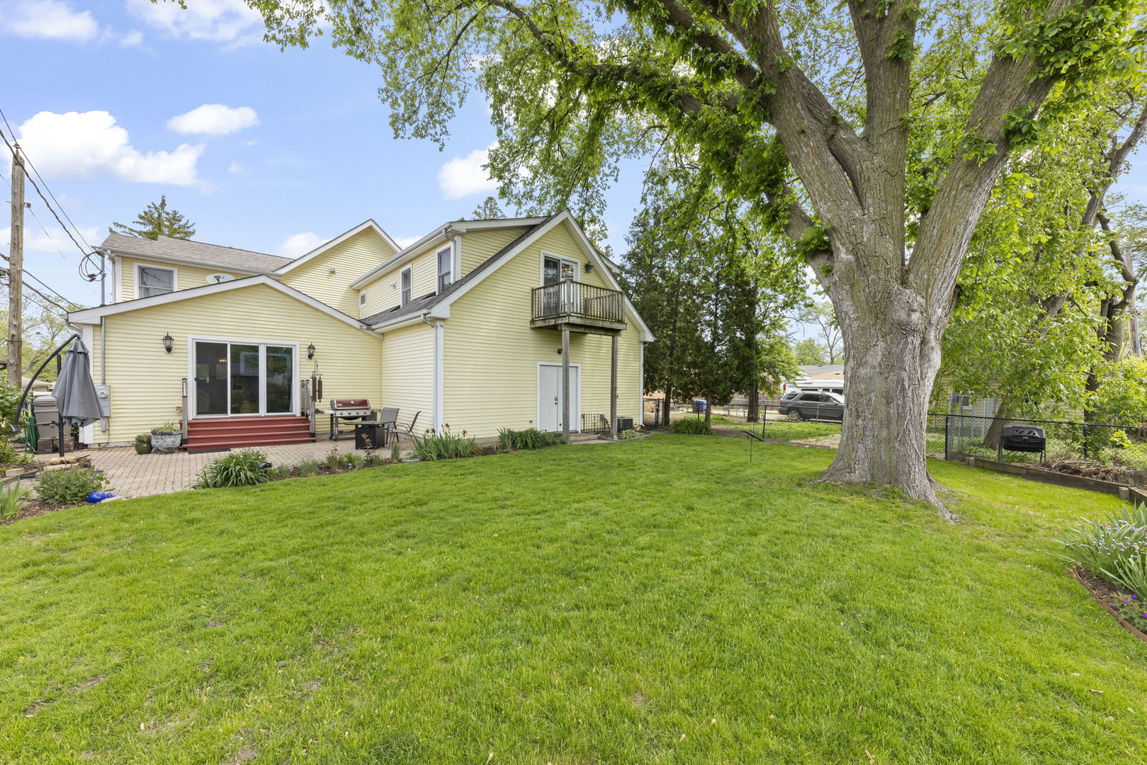 339 8th Street