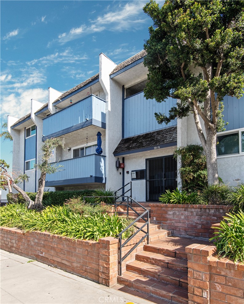 25930 Narbonne Avenue Unit: 142