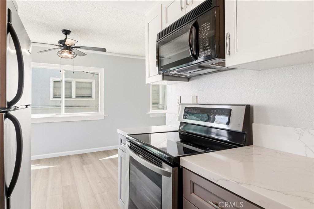 615 E Broadway 204