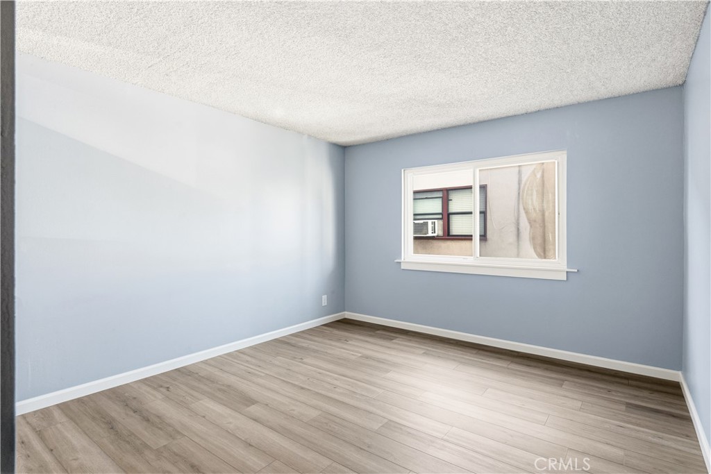 615 E Broadway 204