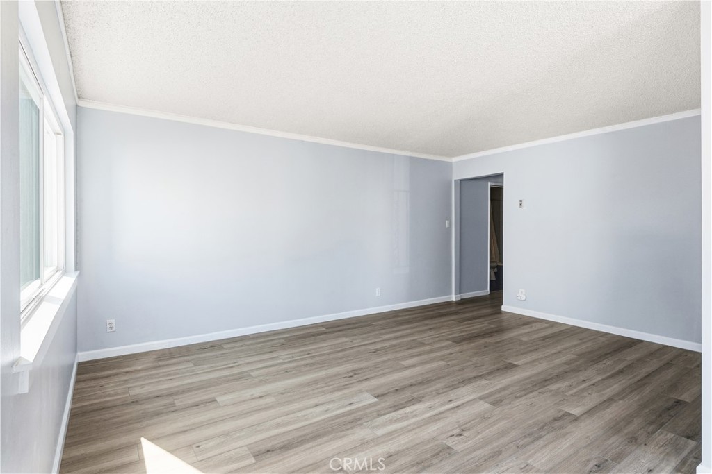 615 E Broadway 204