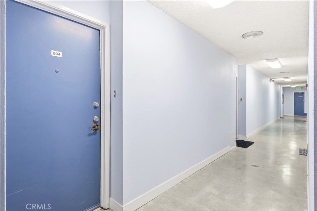 615 E Broadway 204