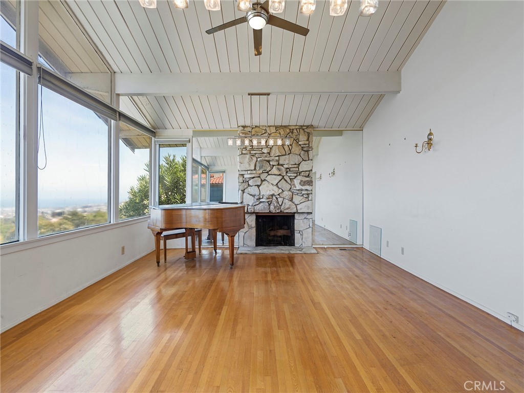 4217 Miraleste Drive