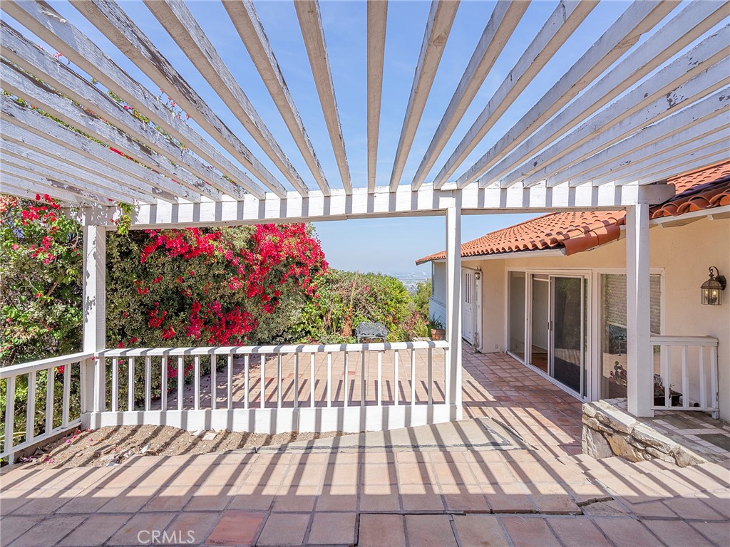 4217 Miraleste Drive