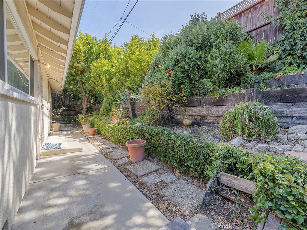 4217 Miraleste Drive