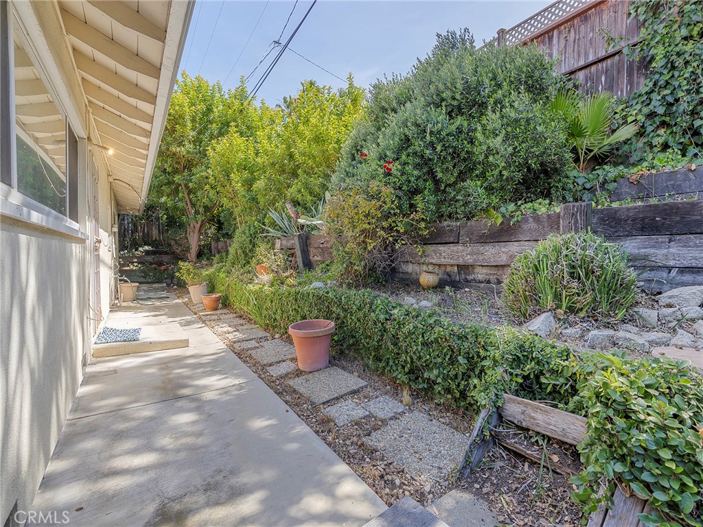 4217 Miraleste Drive