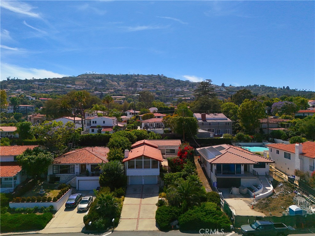 4217 Miraleste Drive