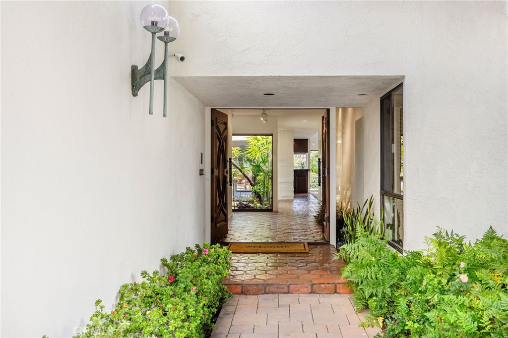 3721 Manor Drive