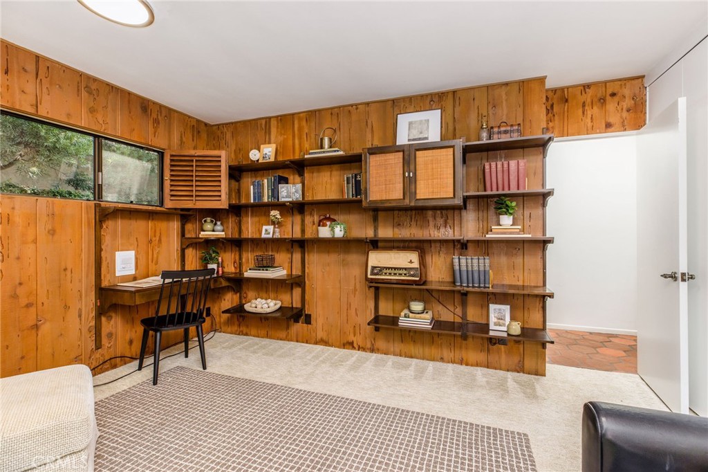 3721 Manor Drive