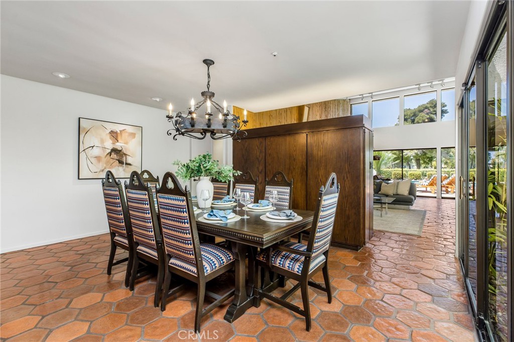 3721 Manor Drive
