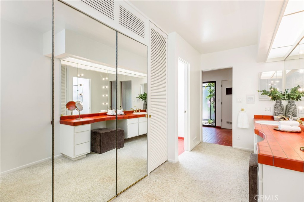 3721 Manor Drive