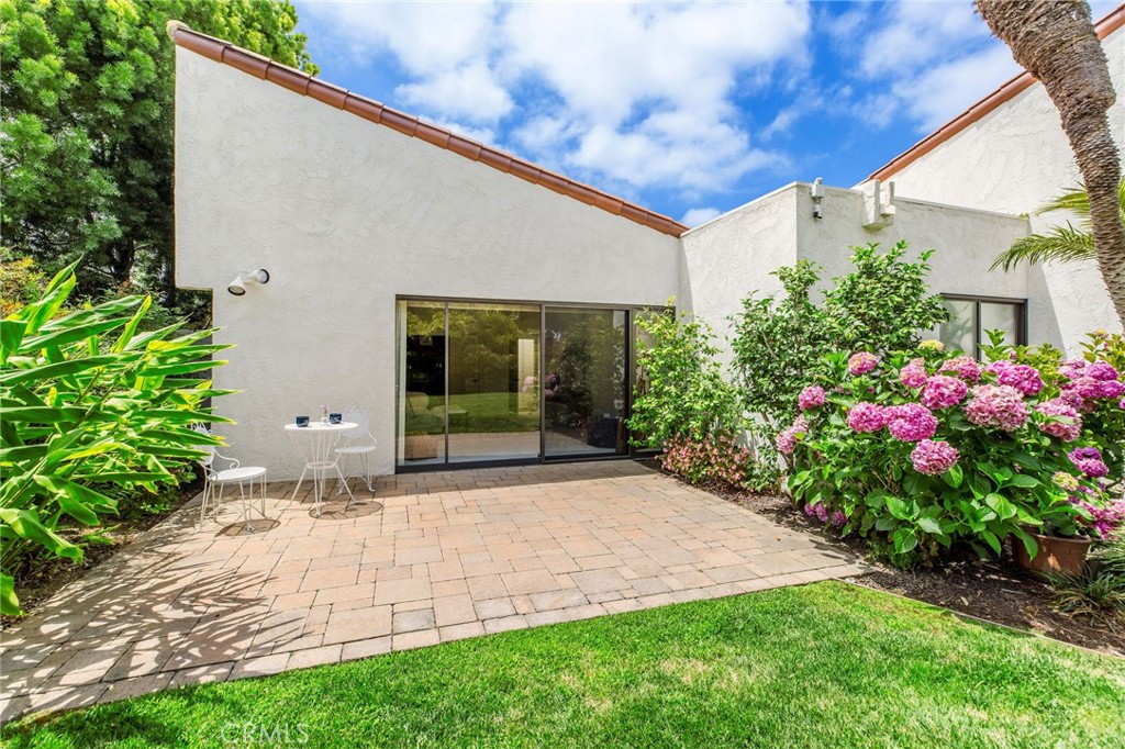 3721 Manor Drive