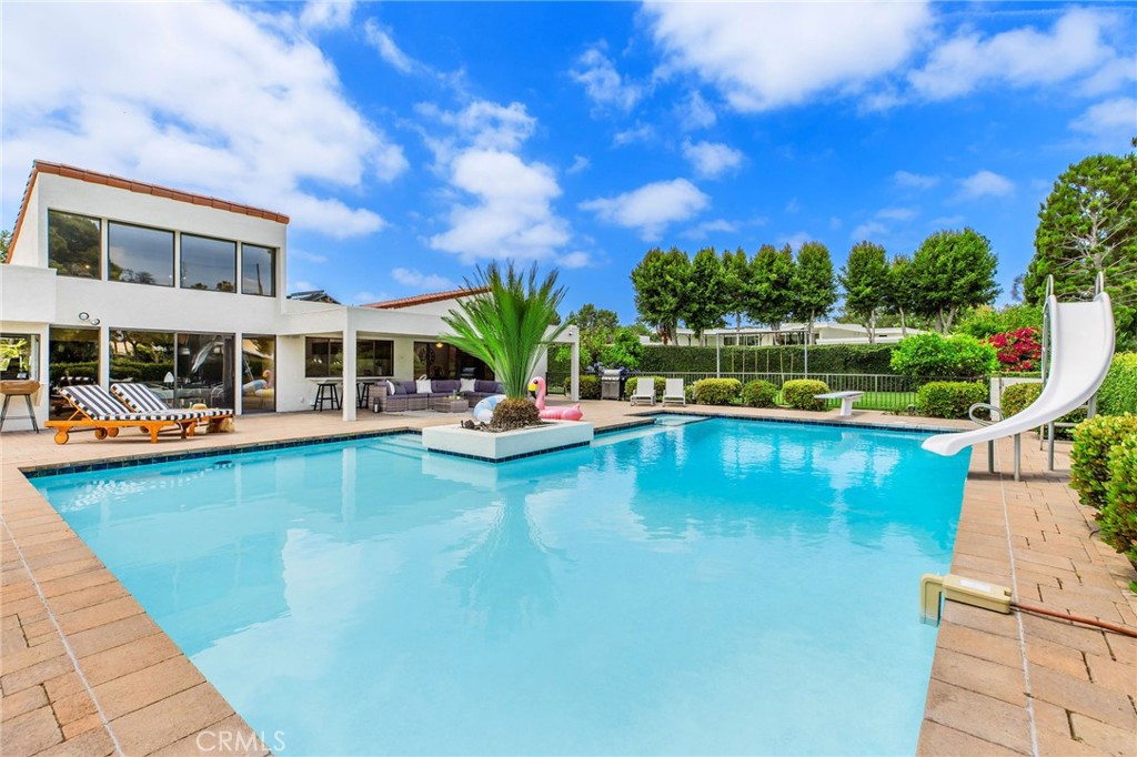 3721 Manor Drive