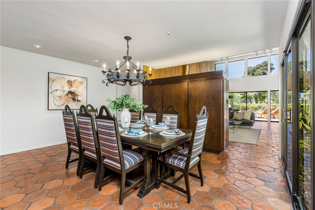 3721 Manor Drive