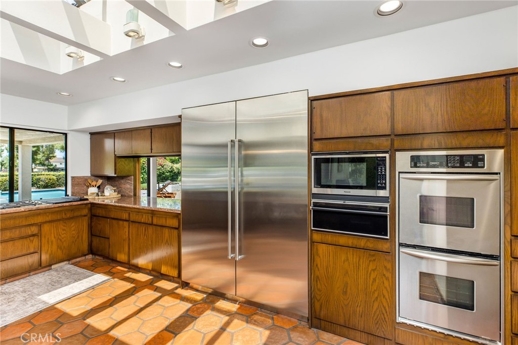 3721 Manor Drive