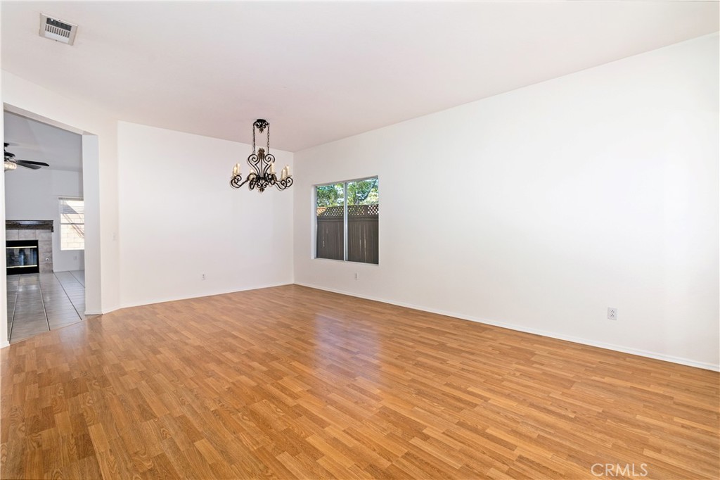 392 Camden Road