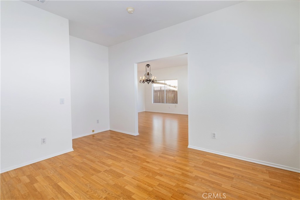 392 Camden Road