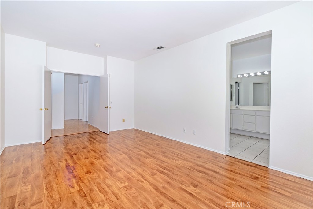 392 Camden Road
