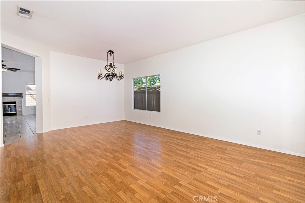 392 Camden Road