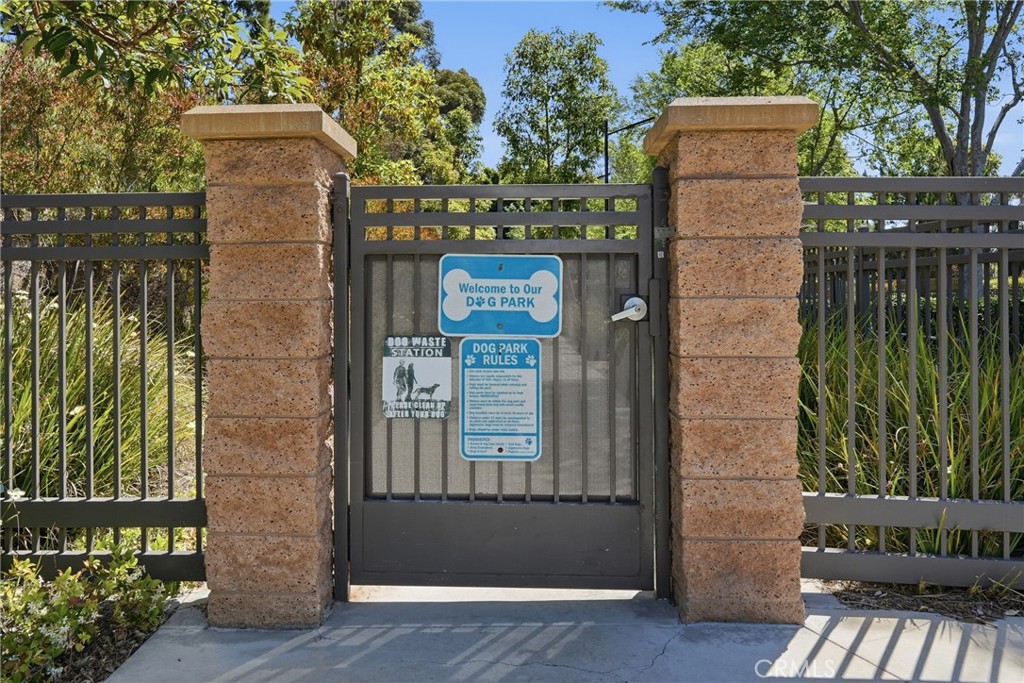 5573 Palm Drive