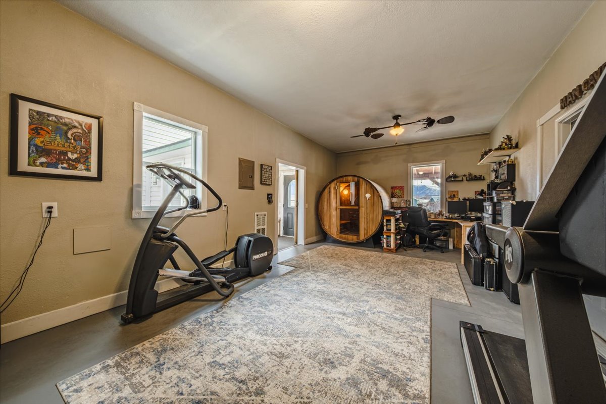 130 Hilltop Drive