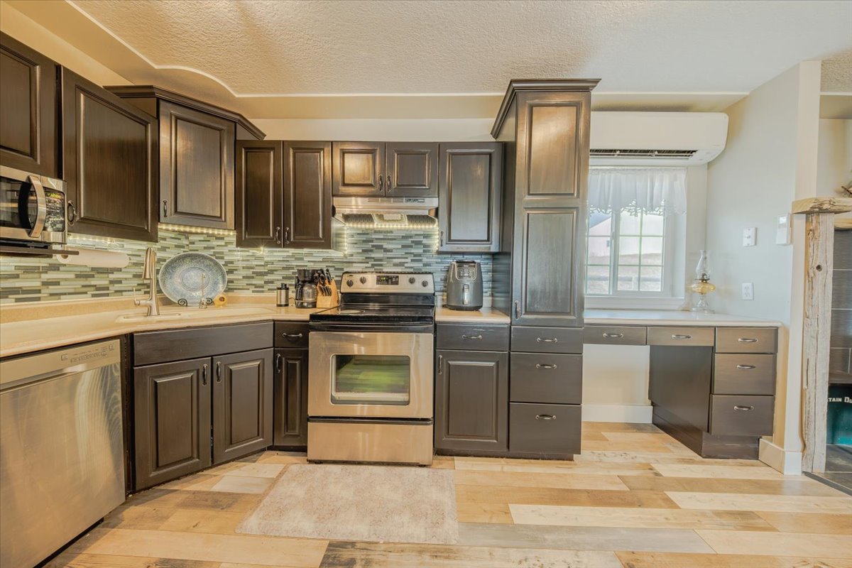 130 Hilltop Drive