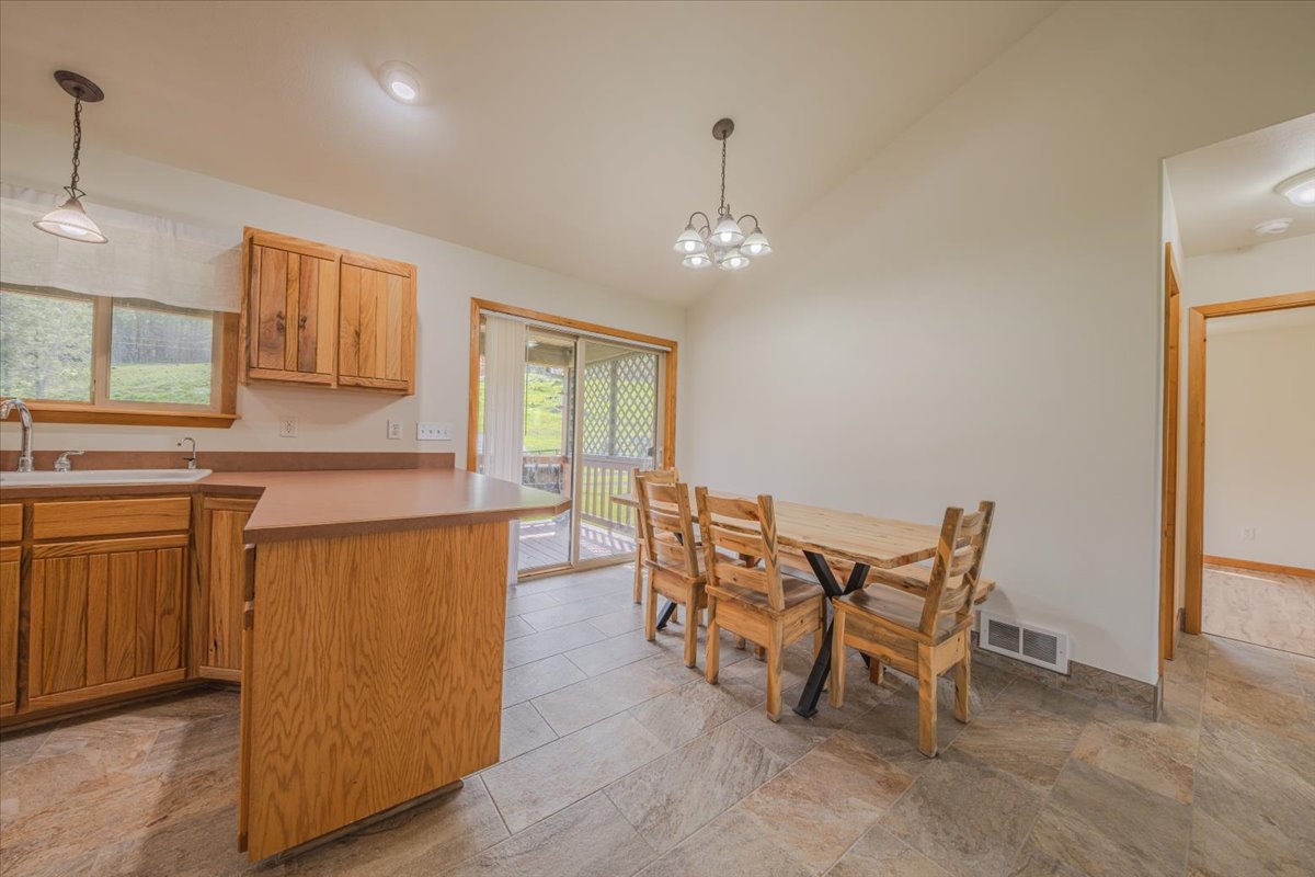 163 Marias Trail