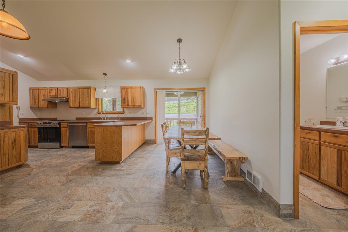 163 Marias Trail